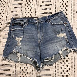 Abercrombie Mid rise curve love mom shorts size 12/31